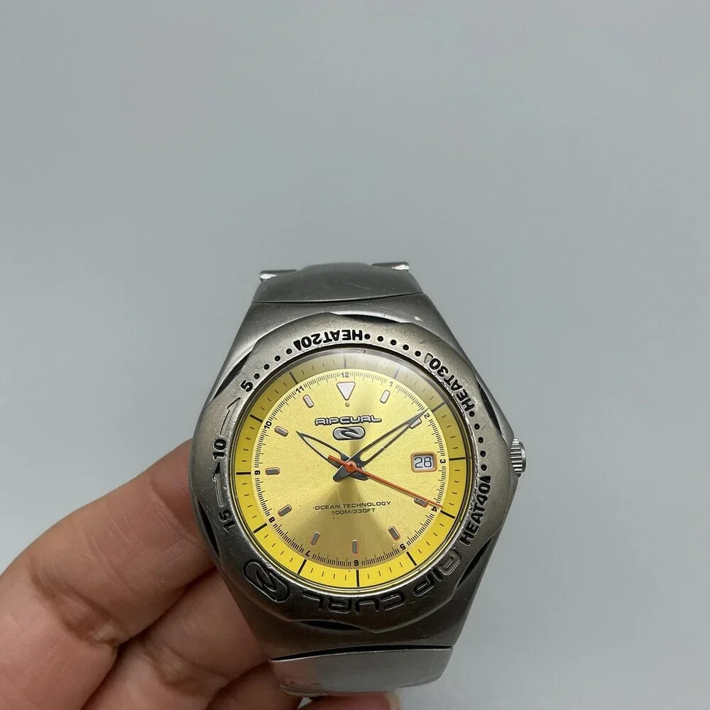 Rip Curl Ocean Technology Mens Watch 40mm Gold Tone Date New Battery 7.25